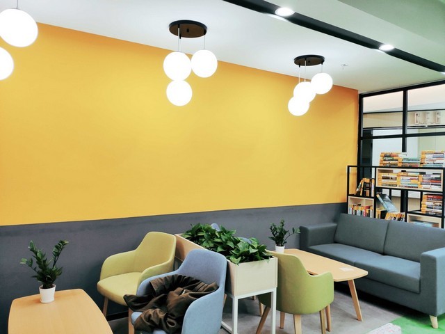 东莞高透减反射AR玻璃哪里有